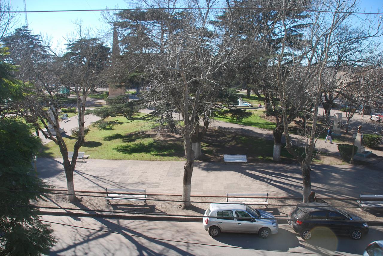 Plaza Hotel Dolores (Buenos Aires) Exterior foto